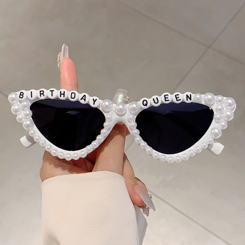Kacamata Hadiah Merah Muda Dek - Sunglasses Cat Eye ulasan dan harga
